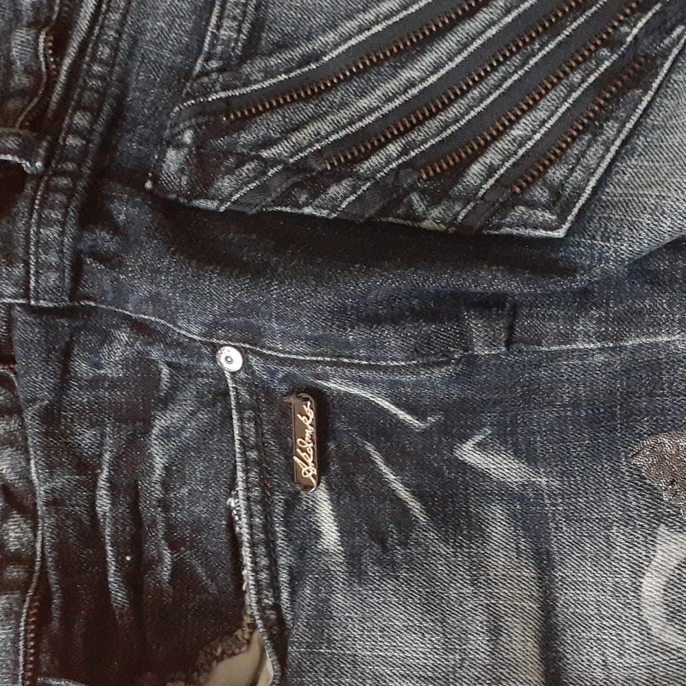 Jeans - Picture 8 of 8